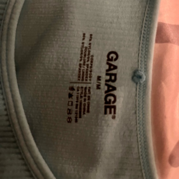 Garage size medium teal boat neck ripped tank top - Picture 2 of 2